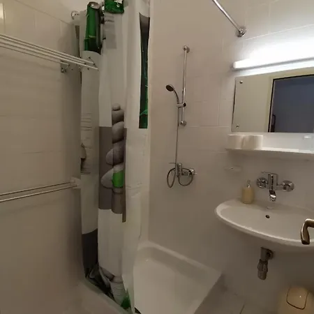 Barba 스타리그라드 파클레니차